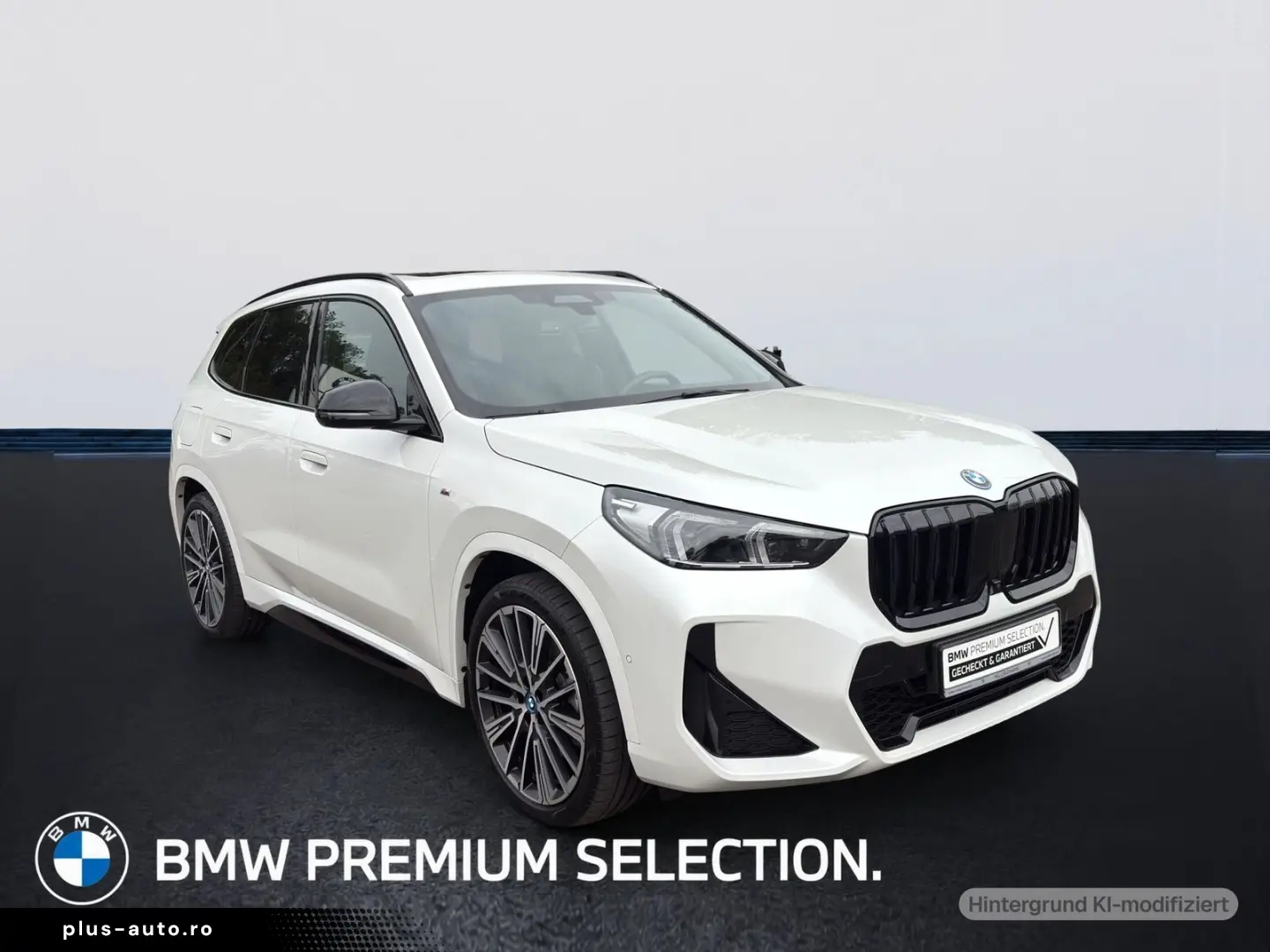 BMW X1 xDrive30e M SPORT LED PANO AHK HEAD UP DISPLA