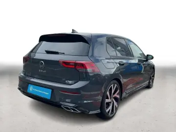 VW Golf VIII R-Line 1.5 eTSI DSG AHK LED APP RFK SH