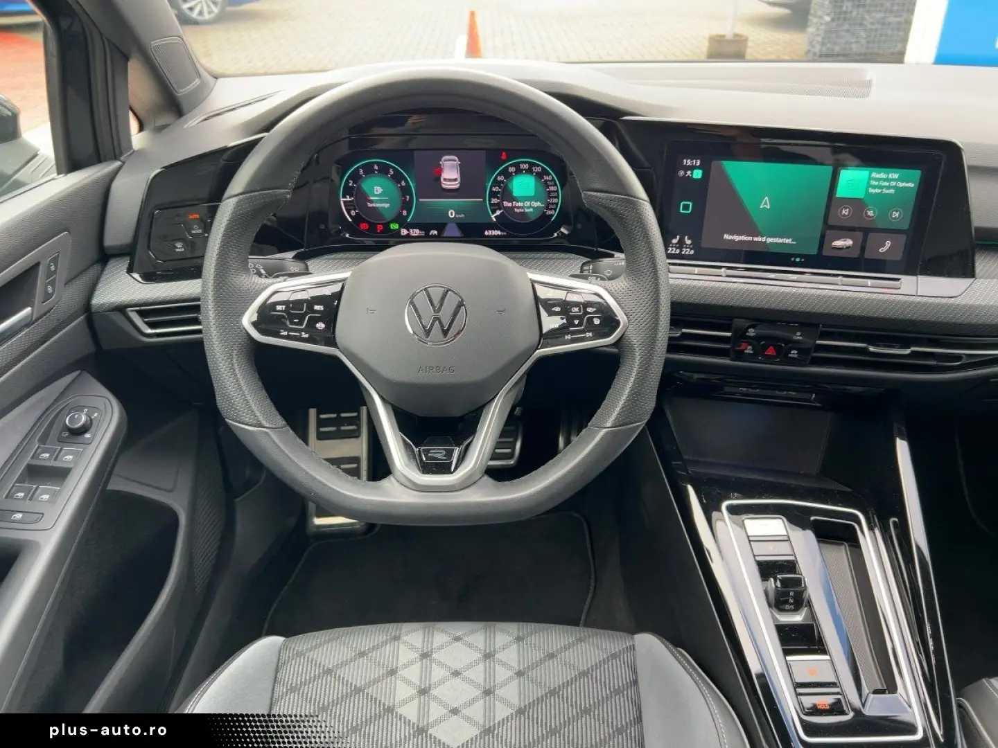 VW Golf VIII R-Line 1.5 eTSI DSG AHK LED APP RFK SH