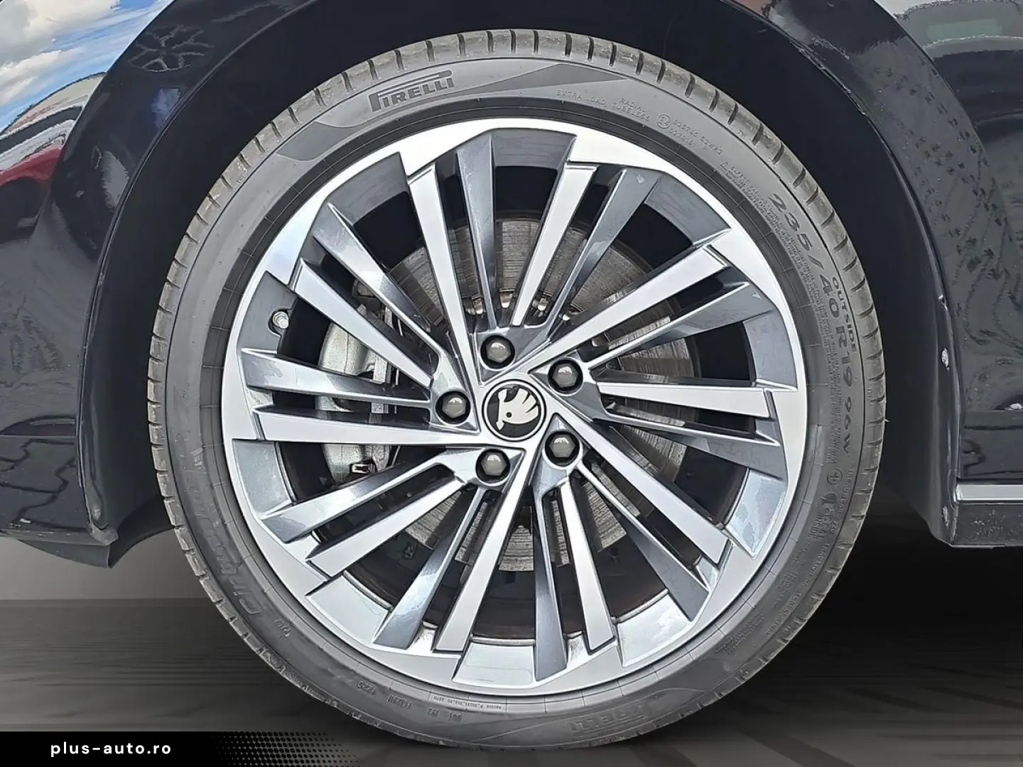 SKODA Superb IV L&K CANTON DCC H-UP SITZBLF MASSAG 360