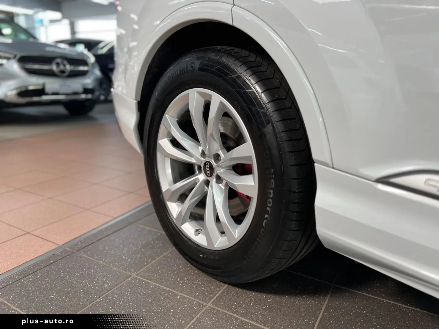 AUDI Q7 55 TFSIe quattro S line Luft-Pano-AHK-ACC-AMB