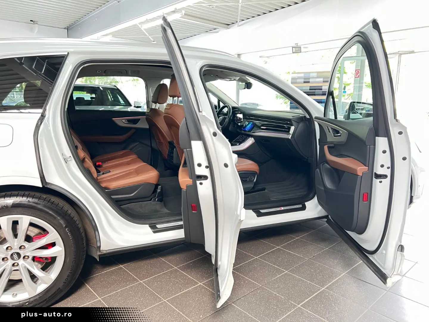AUDI Q7 55 TFSIe quattro S line Luft-Pano-AHK-ACC-AMB