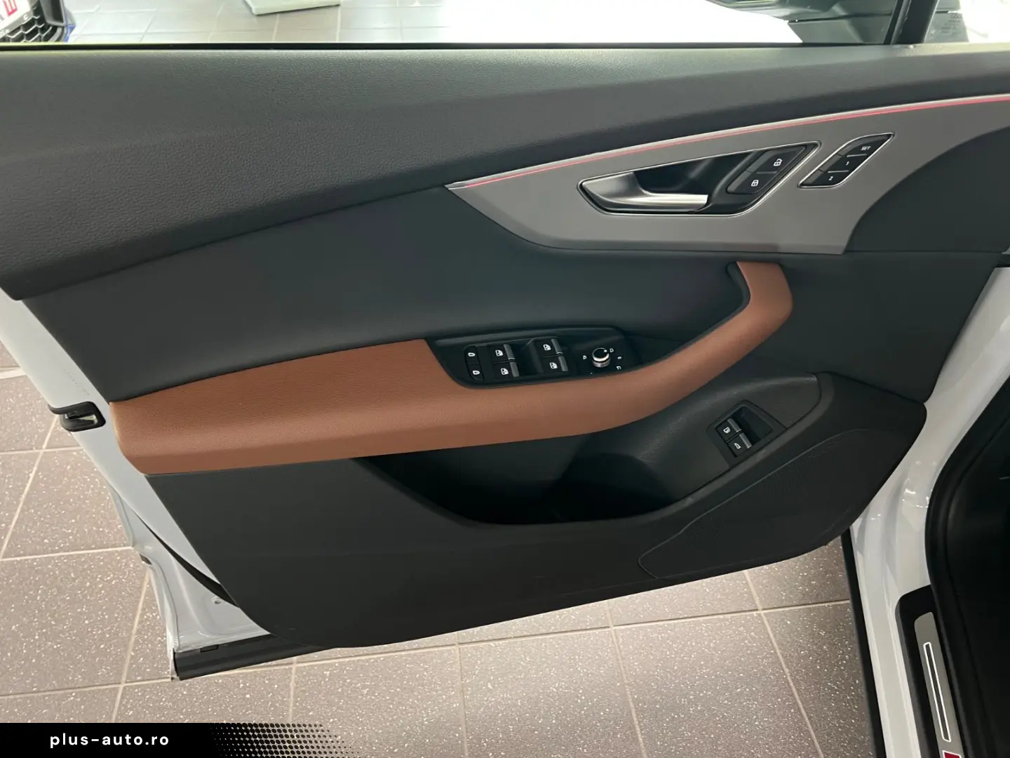 AUDI Q7 55 TFSIe quattro S line Luft-Pano-AHK-ACC-AMB