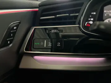 AUDI Q7 55 TFSIe quattro S line Luft-Pano-AHK-ACC-AMB