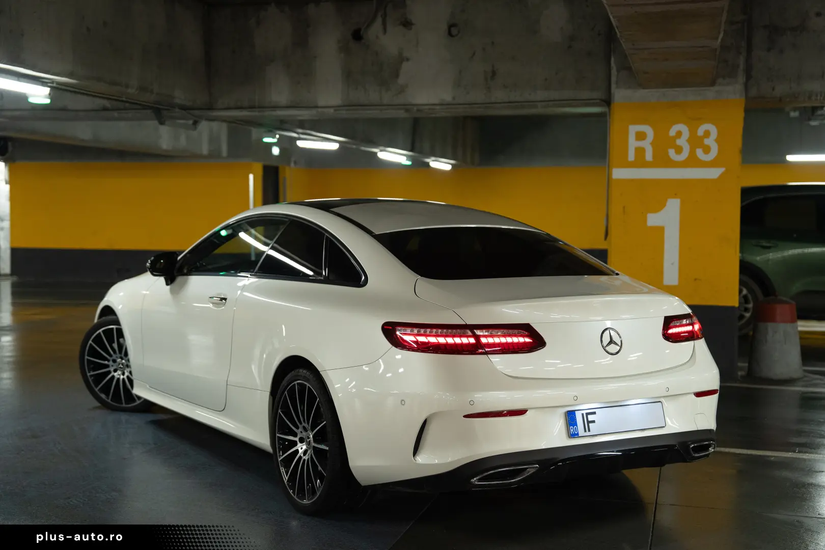 Mercedes-Benz E 220 Coupe AMG pachet