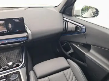 BMW X3 20i xDr M Sport Pro IconicGlow H&K