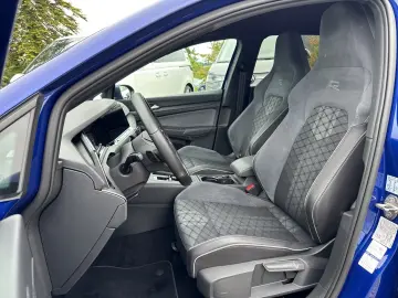 VW Golf R-Line 4Motion TSI DSG CarPlay Kamera StHz