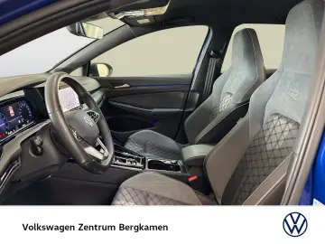 VW Golf VIII 1.5 eTSI R-LINE BLACK STYLE CAM LM18