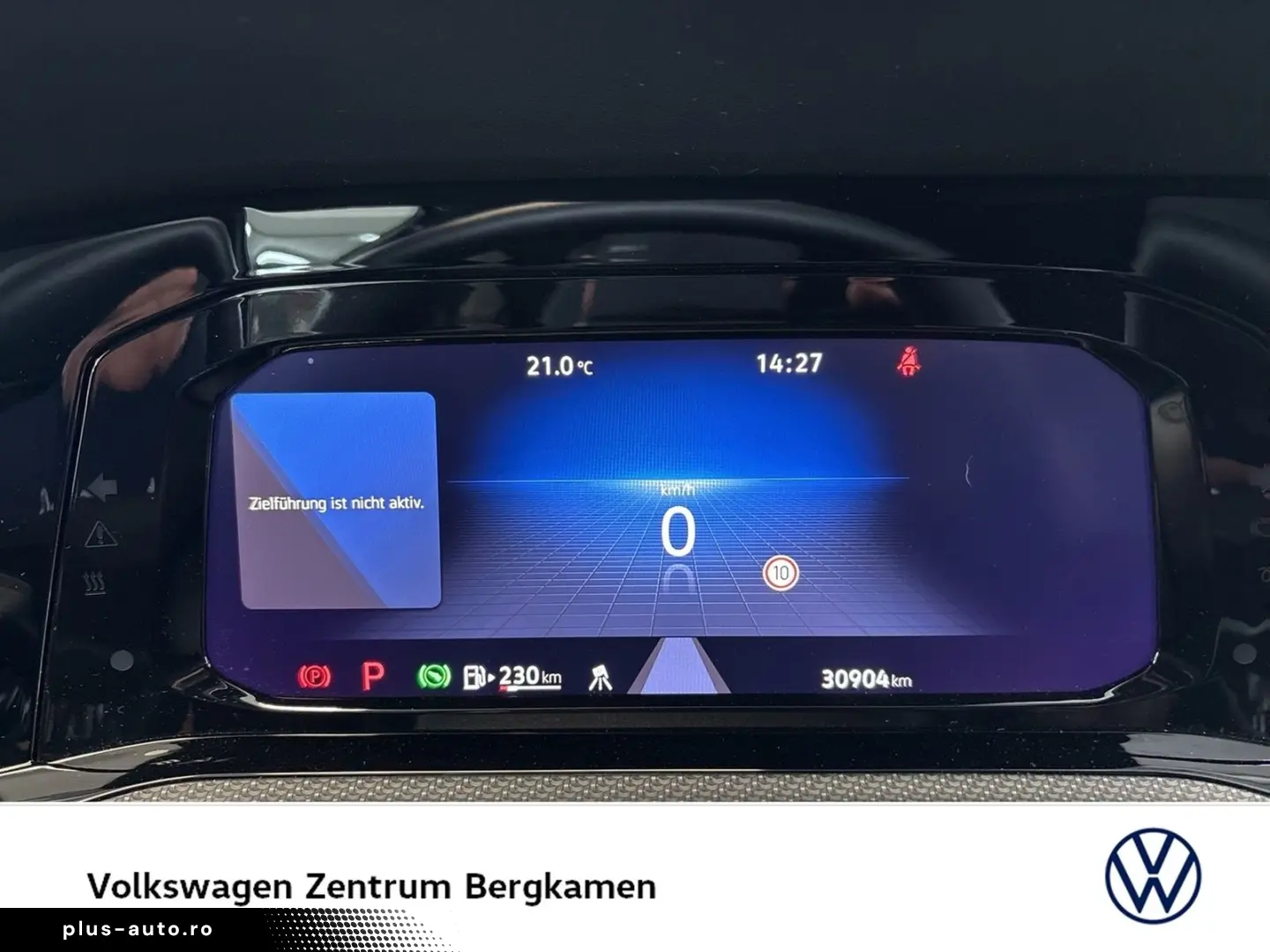 VW Golf VIII 1.5 eTSI R-LINE BLACK STYLE CAM LM18