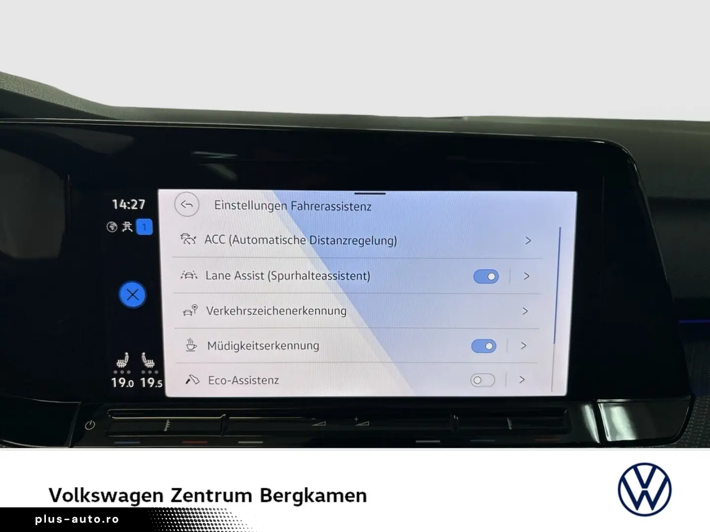 VW Golf VIII 1.5 eTSI R-LINE BLACK STYLE CAM LM18