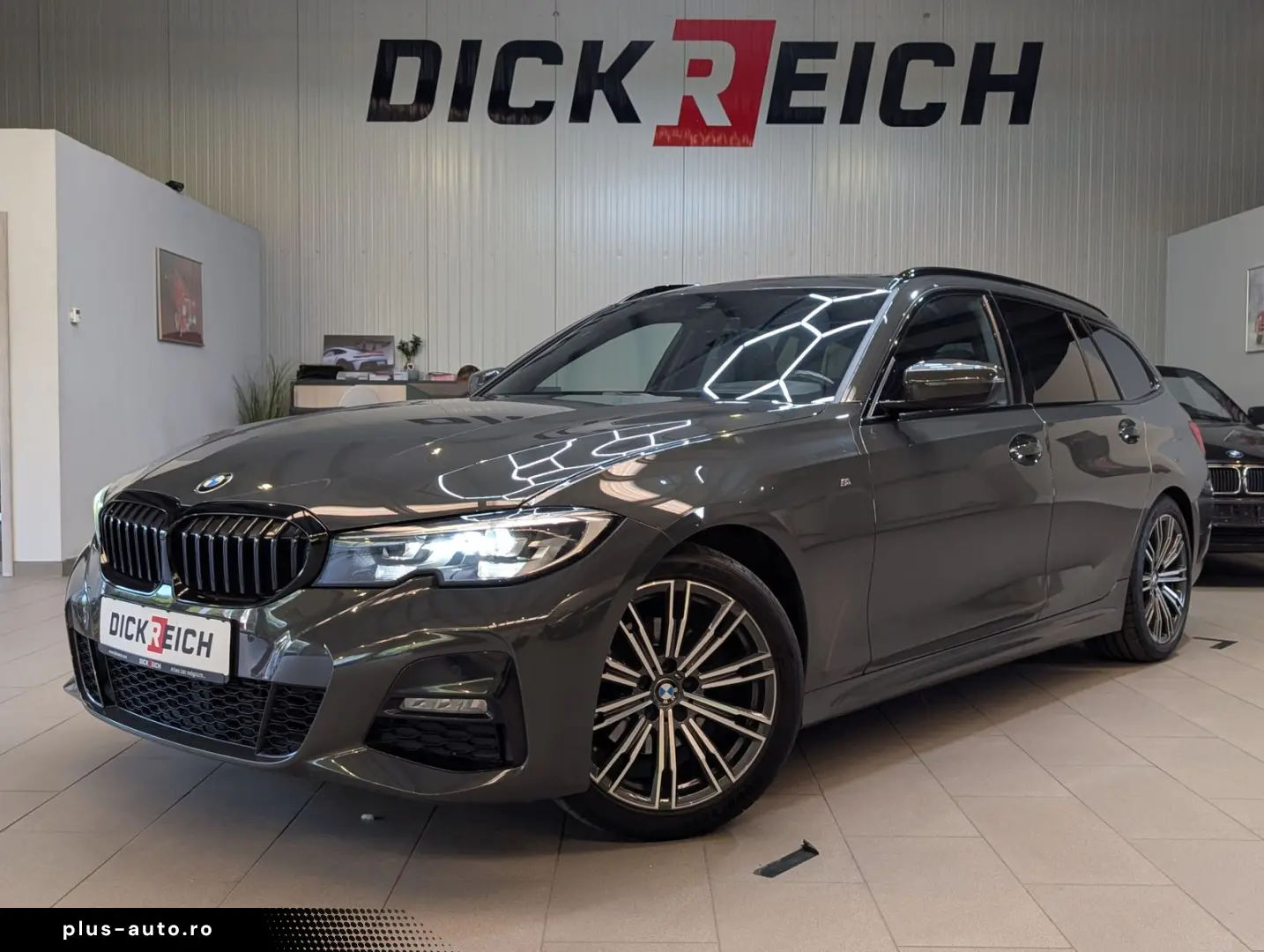 BMW 320 i M Sport Navi Shadow HUD LED TEMPO PANO AHK