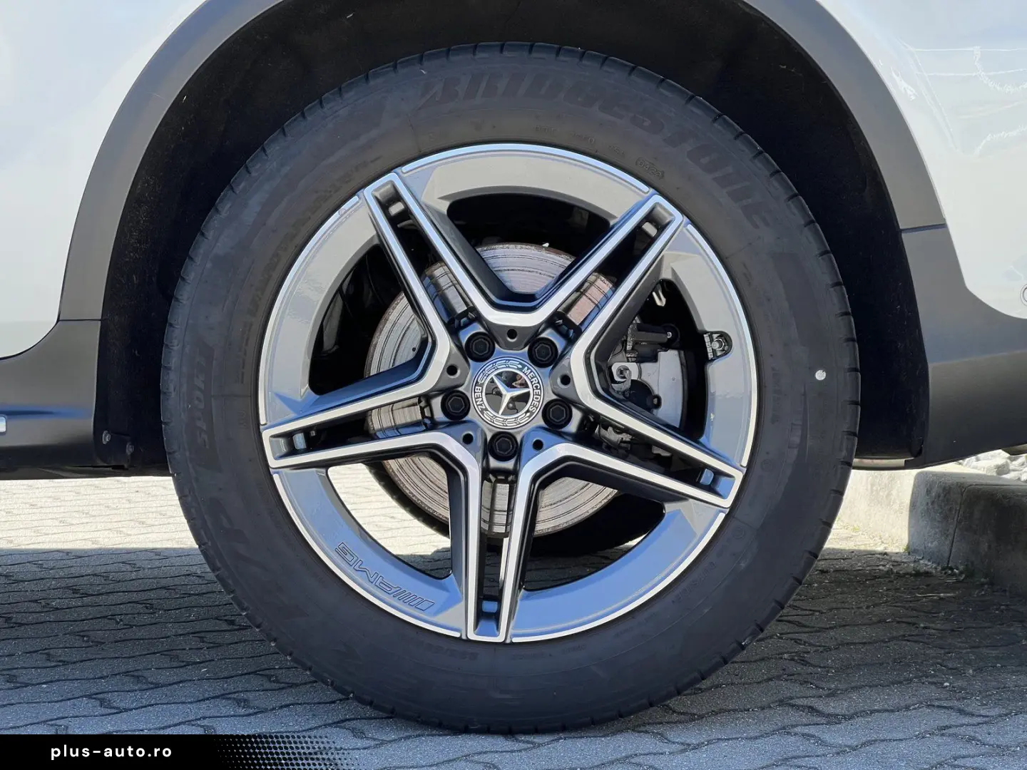 MERCEDES-BENZ GLC 300 4M AMG Pano Business Plus Trit&hellip;