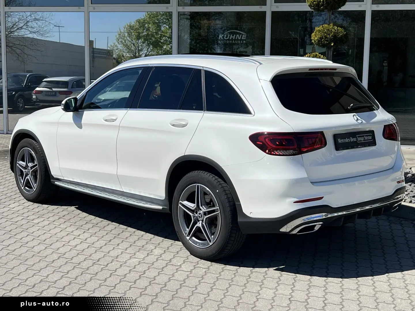 MERCEDES-BENZ GLC 300 4M AMG Pano Business Plus Trit&hellip;