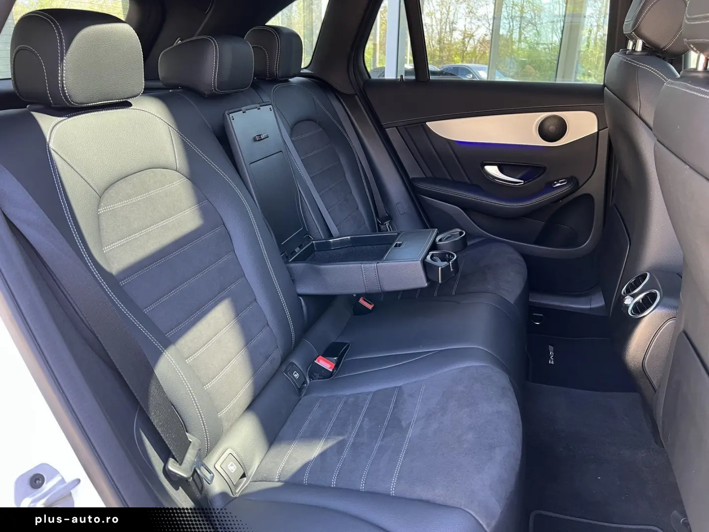 MERCEDES-BENZ GLC 300 4M AMG Pano Business Plus Trit&hellip;