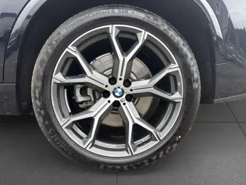 BMW X5 xDr50e M Sport DAPro 21  2-Achs Pano AHK H K