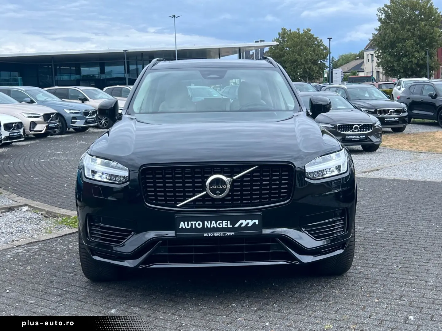VOLVO XC90 T8 Ultra Dark PANO STANDHEIZUNG LED el.SITZ