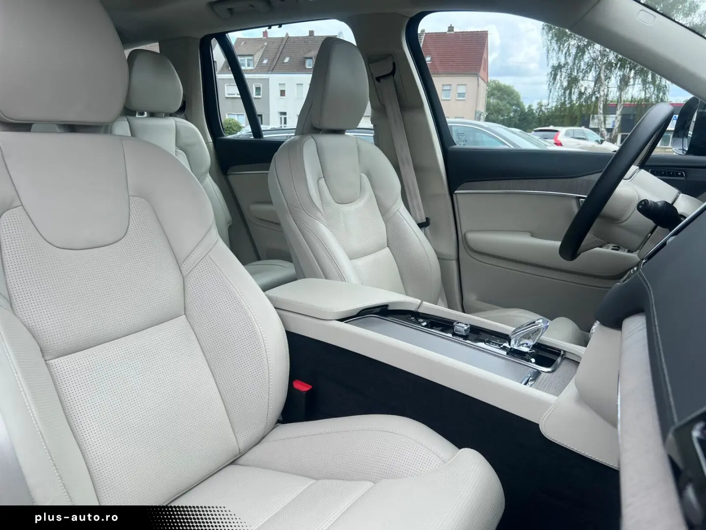 VOLVO XC90 T8 Ultra Dark PANO STANDHEIZUNG LED el.SITZ