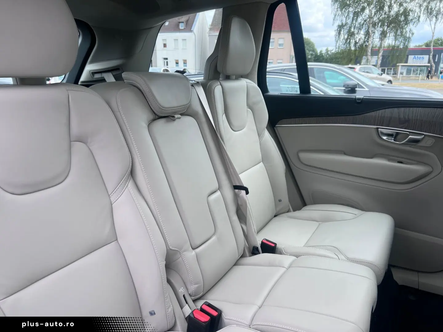 VOLVO XC90 T8 Ultra Dark PANO STANDHEIZUNG LED el.SITZ