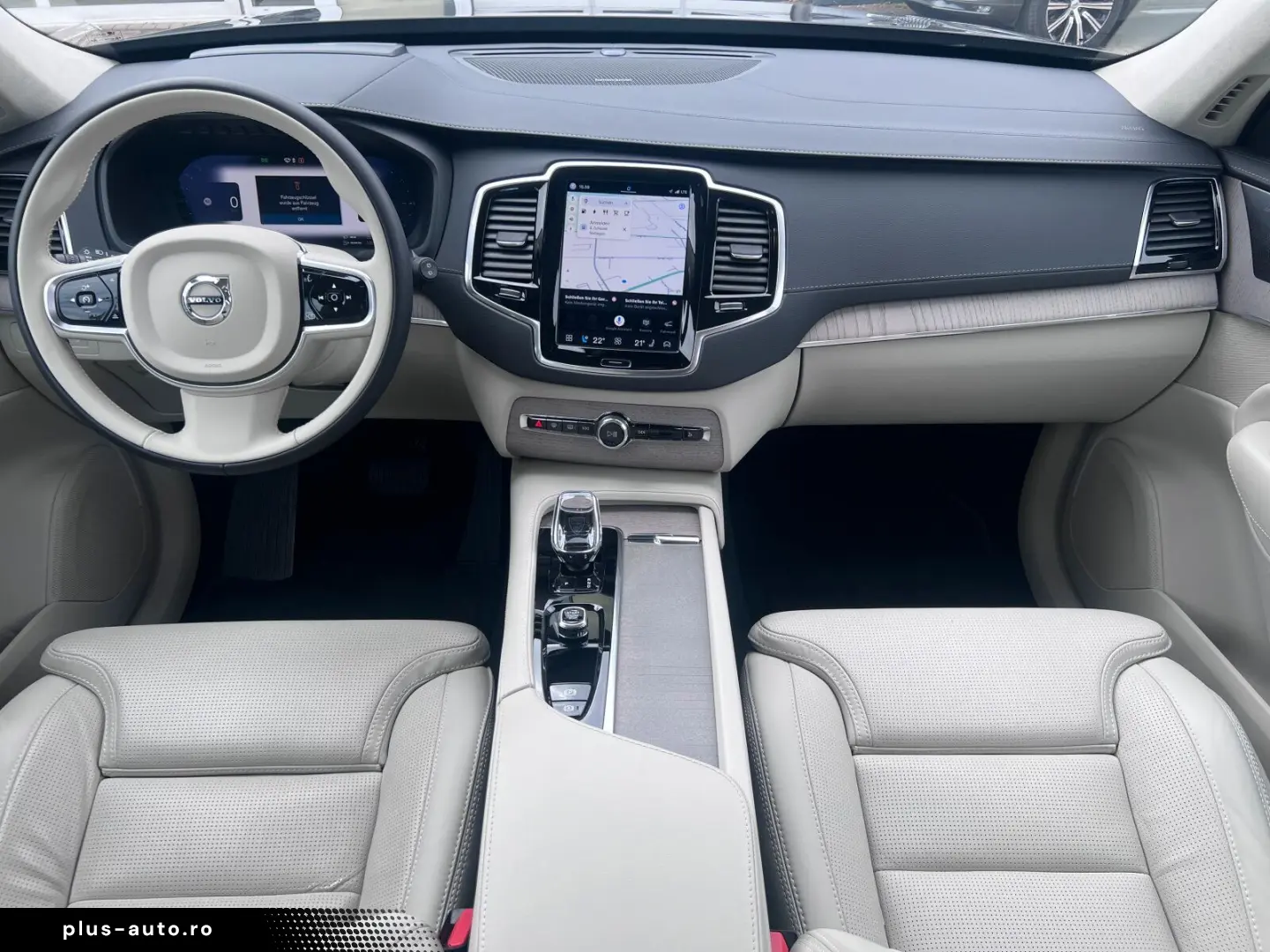 VOLVO XC90 T8 Ultra Dark PANO STANDHEIZUNG LED el.SITZ