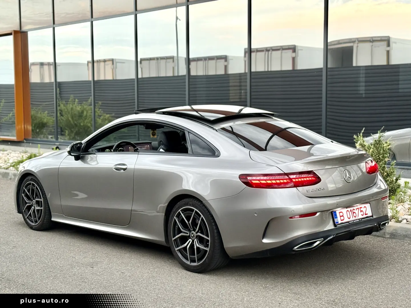 Mercedes-Benz E 220 Coupe 2022