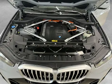 BMW X5 xDrive50e M SPORT 20'' INTEGRAL LUF…