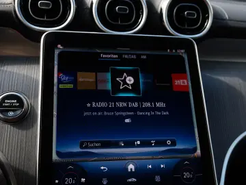 MERCEDES-BENZ GLC 300d 4Matic 3x AMG DIGI-LIGHT AHK …
