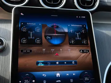 MERCEDES-BENZ GLC 300d 4Matic 3x AMG DIGI-LIGHT AHK …