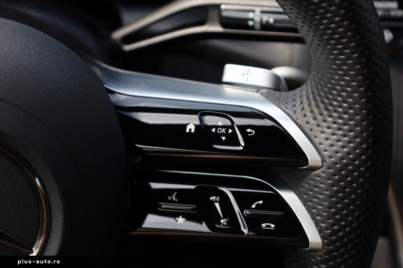 MERCEDES-BENZ GLC 300d 4Matic 3x AMG DIGI-LIGHT AHK &hellip;