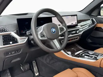 BMW X5 xDr50e M Sport Pro 2-Achs AHK Pano 360  H K