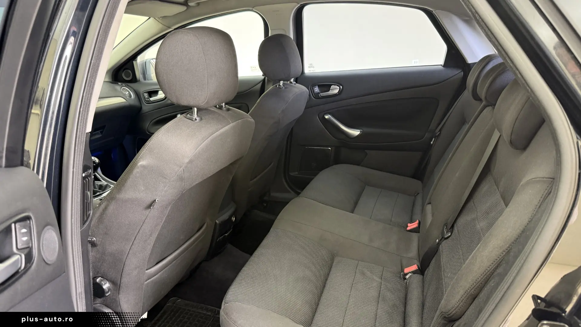 Ford   Mondeo   2.0 TDCi   140CP   An 2008   Euro 4   Manual