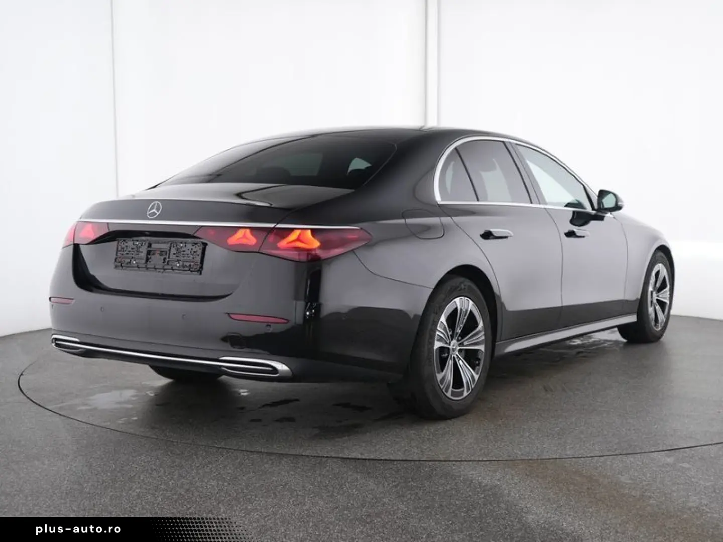 MERCEDES-BENZ E220d 4M Avantgarde 360 Ventilation