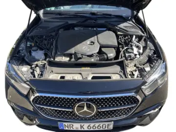 MERCEDES-BENZ E300de 4M AMG Airmatic Burmester 360 Ventil
