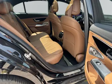 MERCEDES-BENZ E 300 e AMG Premium Plus  Pano  Superscreen