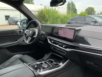 BMW X5 M60i xDrive M Sport Pro AHK Standhzg Harman