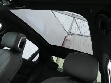BMW 740d xDrive M Sport Pano-Sky Autobahnas. St-Hzg