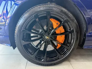 Lamborghini Urus S Massage Ventil SoftClose 360 B&O