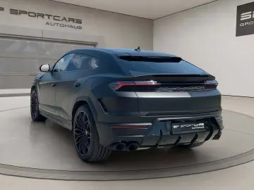 LAMBORGHINI Urus SE Massage B&O