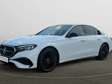 MERCEDES E 200 AMG  Pano Superscreen Burm4D Leder 360 20