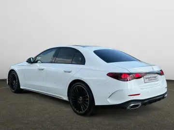 MERCEDES E 200 AMG  Pano Superscreen Burm4D Leder 360 20
