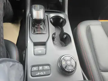 FORD Raptor e-4WD Doppelkabine