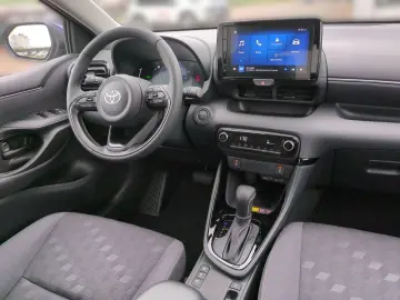 TOYOTA Yaris Hybrid 1.5 116 PS 5-trig Team D SHZ