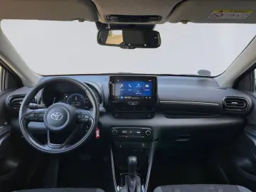 TOYOTA Yaris 1.5 Hybrid Comfort Klimaautom. Kamera ACC