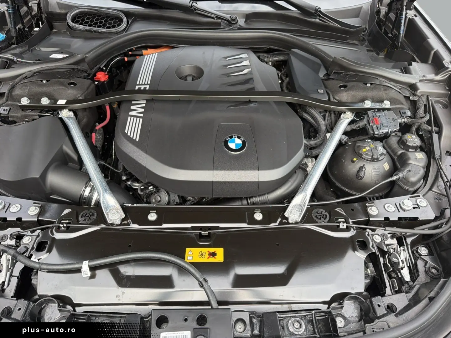 BMW 750e xDrive M Sportpaket Pro   AHK 360  STANDHZ