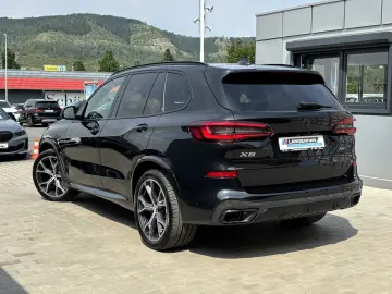 BMW X5 xDr30d MSport SkyLounge DisplayKey Ventilation 360