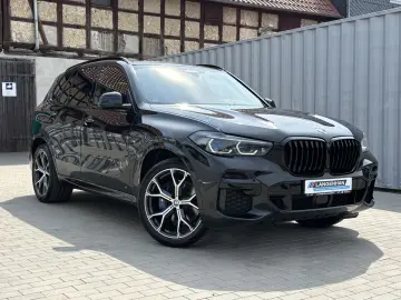 BMW X5 xDr30d MSport SkyLounge DisplayKey Ventilation 360