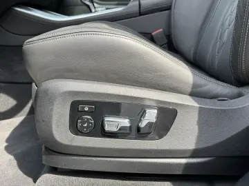 BMW X5 xDr30d MSport SkyLounge DisplayKey Ventilation 360