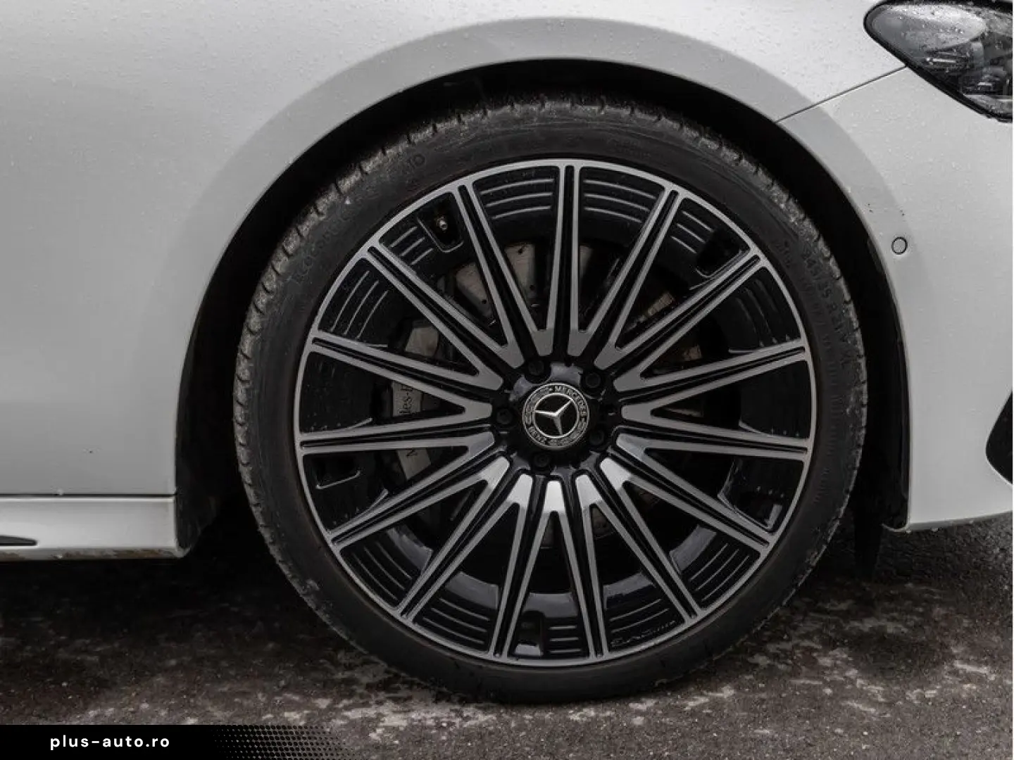 MERCEDES-BENZ E 220 d 4M AMG-Sport Super Pano Burm Sitzklima
