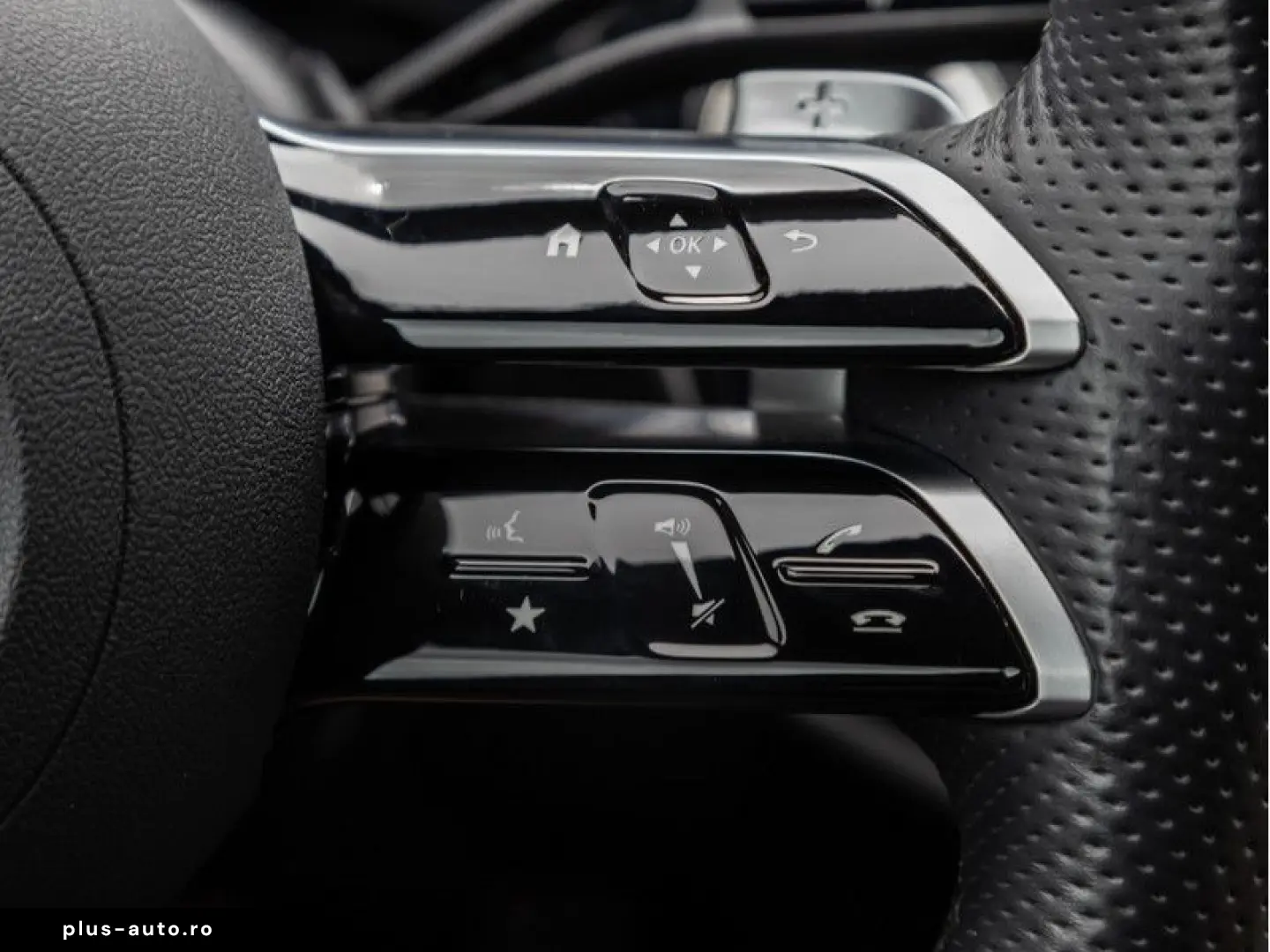 MERCEDES-BENZ E 220 d 4M AMG-Sport Super Pano Burm Sitzklima