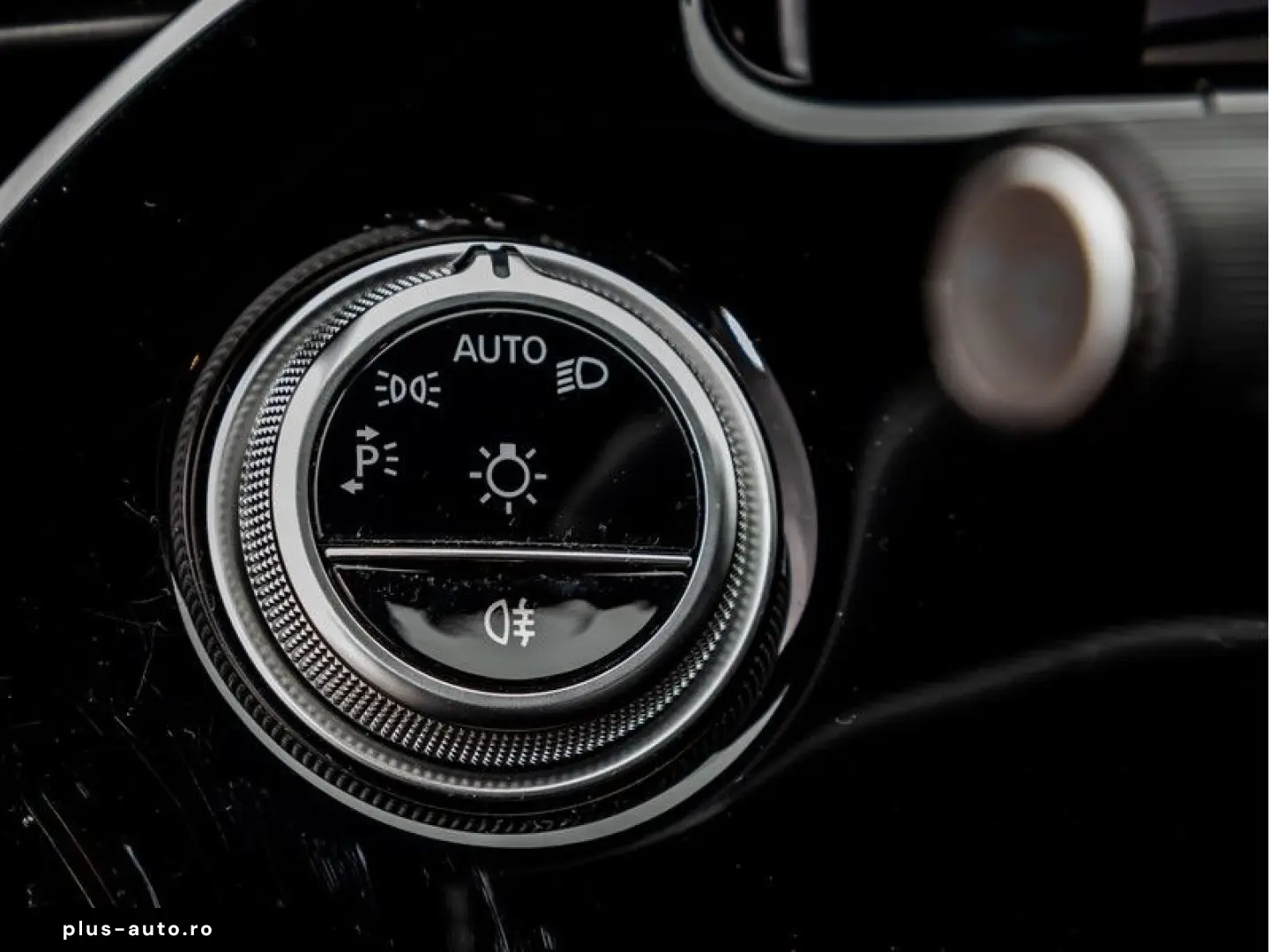 MERCEDES-BENZ E 220 d 4M AMG-Sport Super Pano Burm Sitzklima