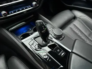 BMW 545e xDrive M-Sport Pack 360Camera Trapa